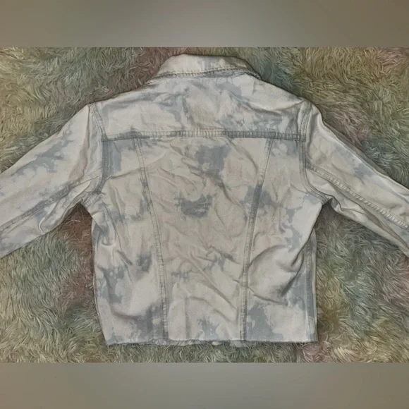 New L'AGENCE Janelle denim jacket in Light Blue acid wash Size Petite Small - Picture 3 of 10